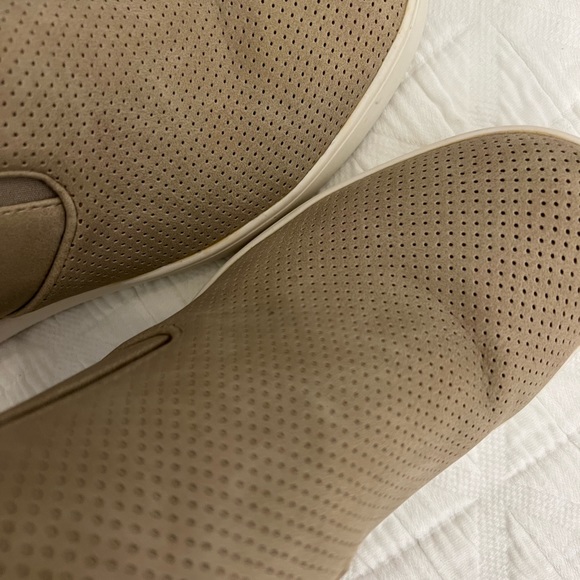 Wedge Sneakers - Picture 4 of 8